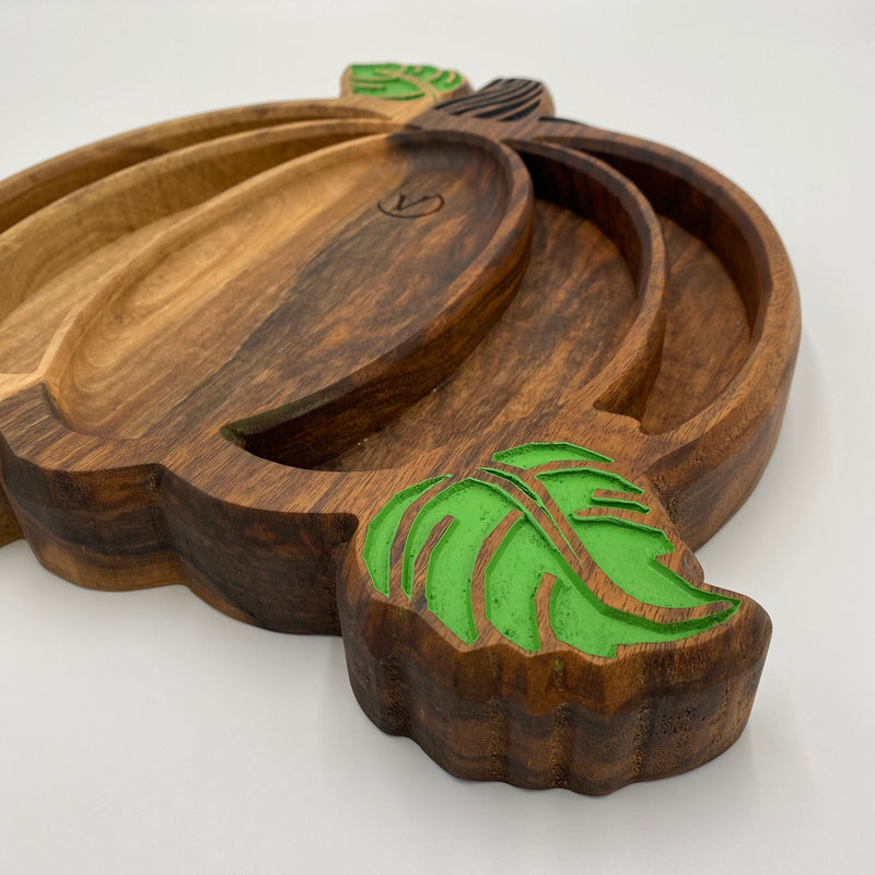 PUMPKIN Serving Dish Walnut 350 x 330 x 40 - MADE IN BRITAIN - FREE PERSONALISATION