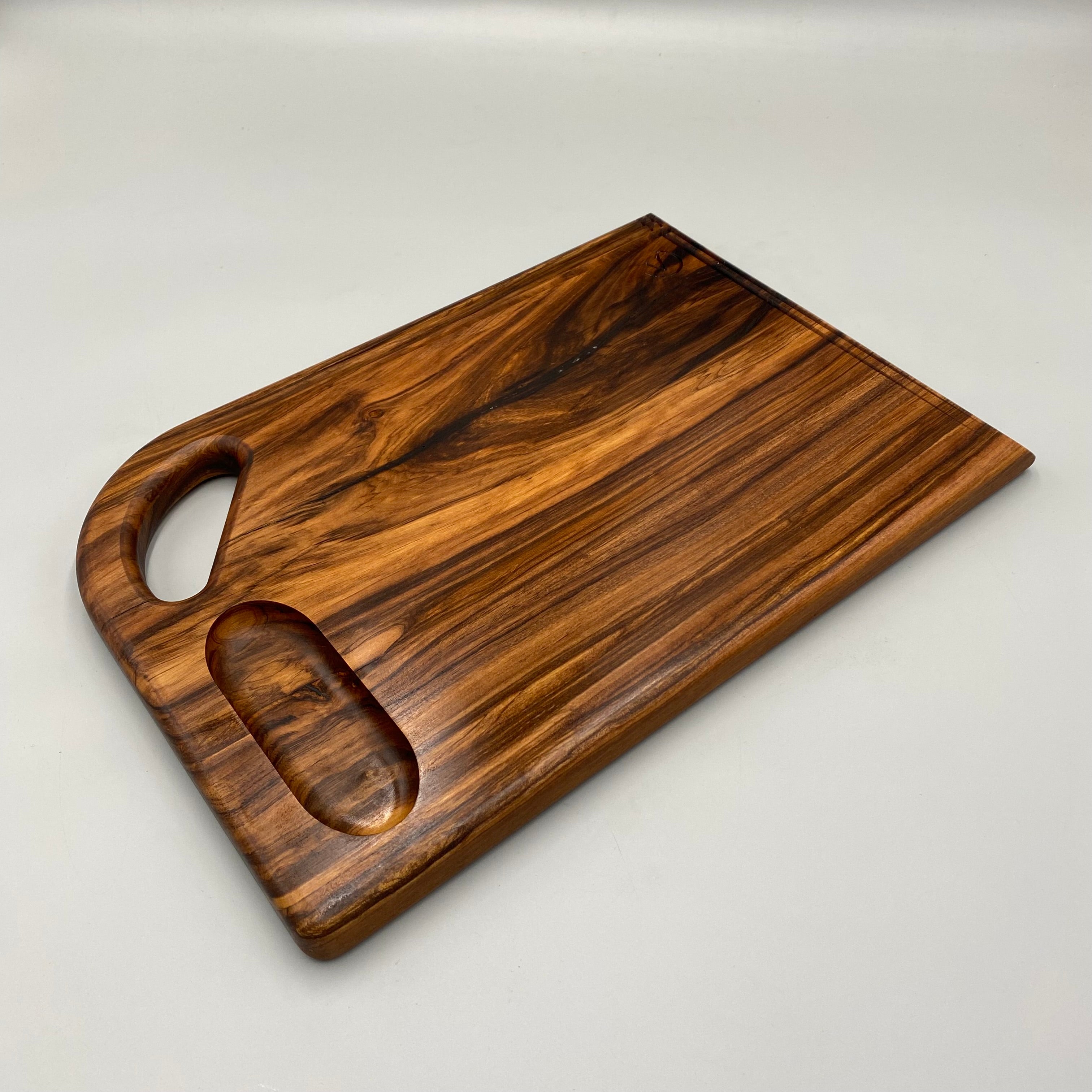 WAVE-2 Chopping Board African Wood 450 x 295 x 25 - MADE IN BRITAIN