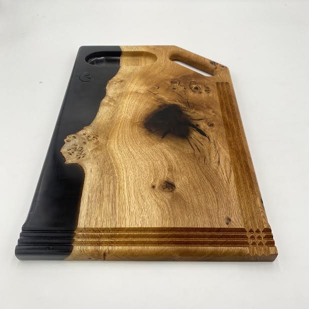 WAVE Chopping Board Oak & Epoxy Resin 450 x 300 x 20 - MADE IN BRITAIN - FREE PERSONALISATION